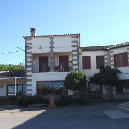 Hostal La Plata Oropesa Esterno foto