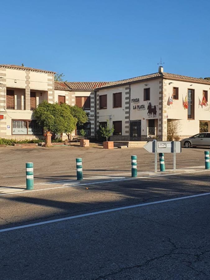Hostal La Plata Oropesa Esterno foto
