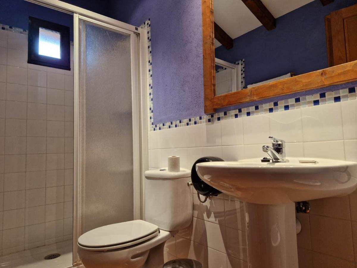 Hostal La Plata Oropesa Esterno foto
